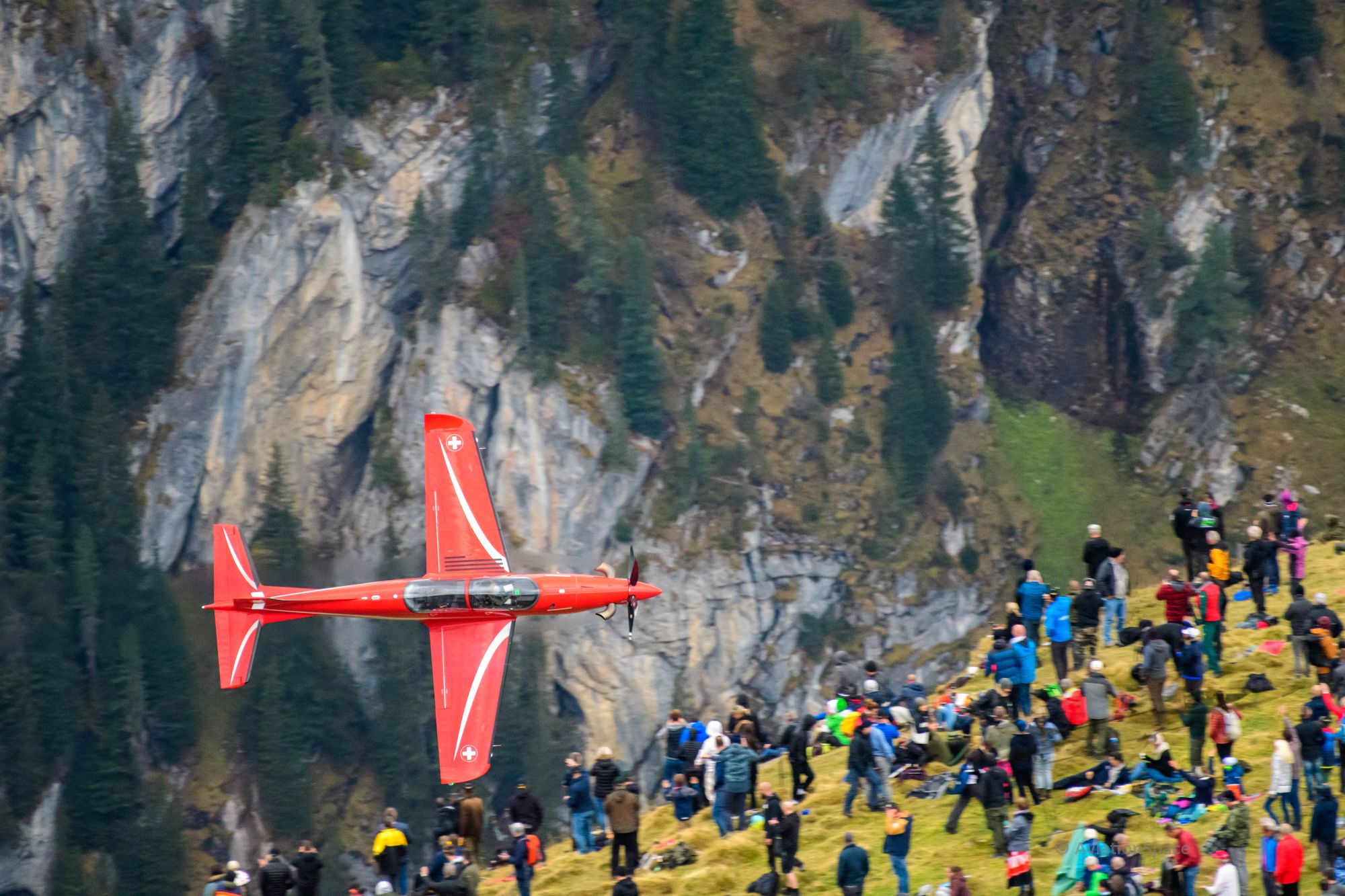 Axalp 2022: Spektakuläre Manöver vor atemberaubender Bergkulisse