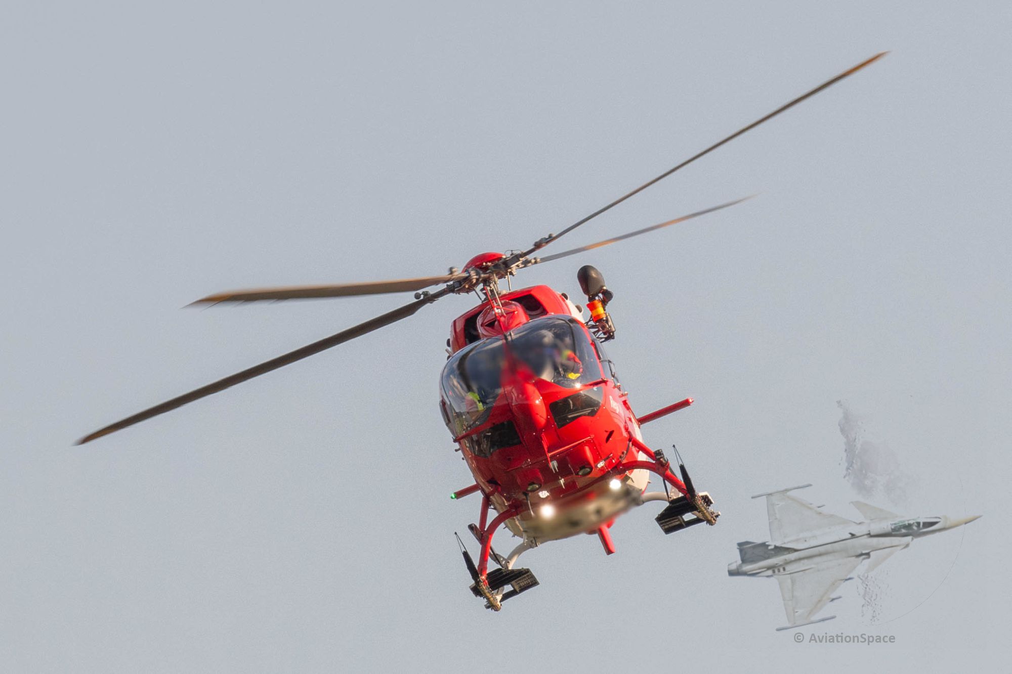 DRF:  40. Hubschrauber vom Typ Airbus H145 übernommen