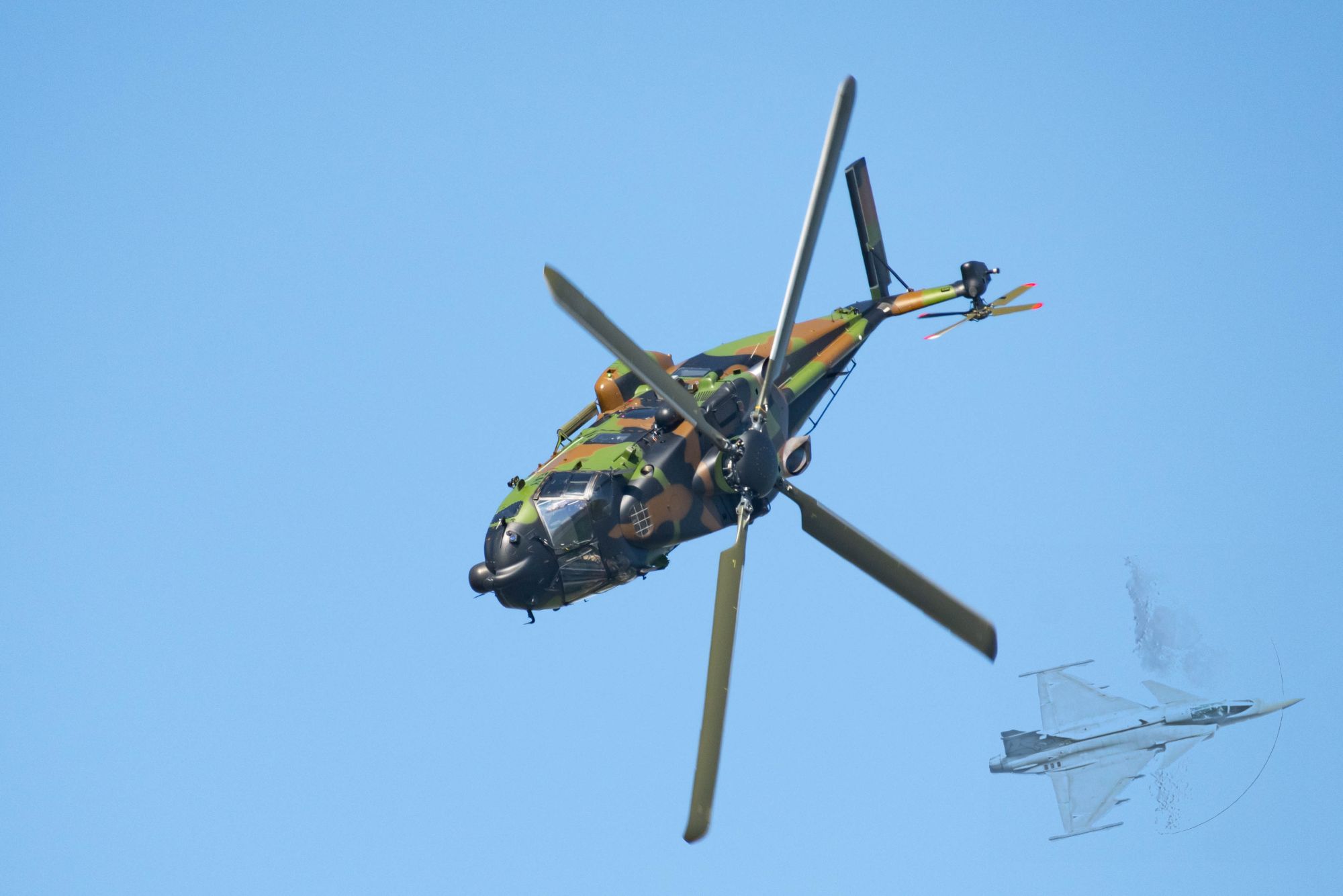 Bundeswehr: Weiterentwicklung bei NH-90-Flotte und Eurofighter genehmigt