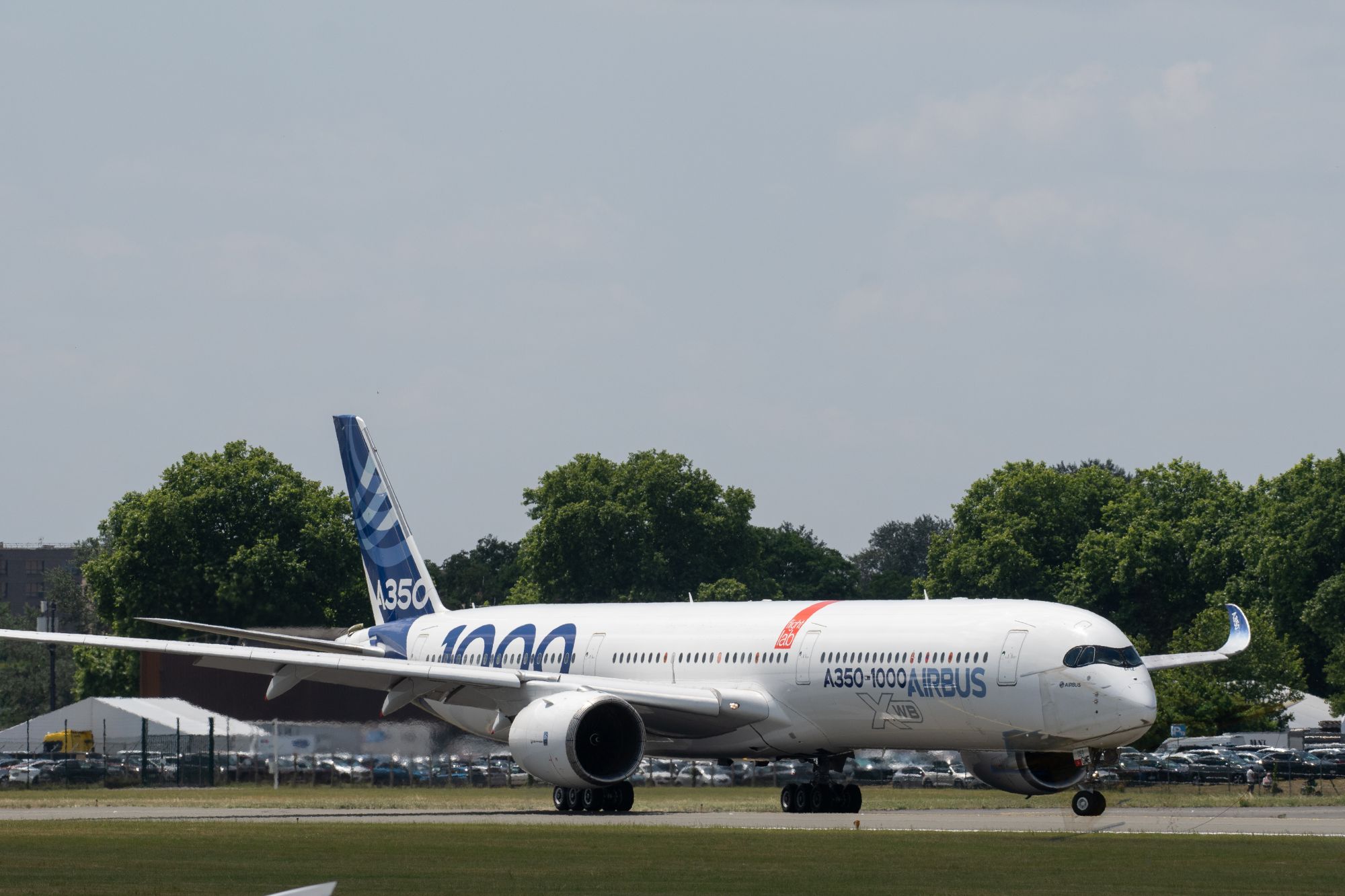 Airbus A350-1000: Eleganter Gigant